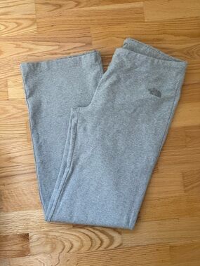 The North Face Gray Yoga Pants Womens XL Bootcut Stretch Athletic Lounge